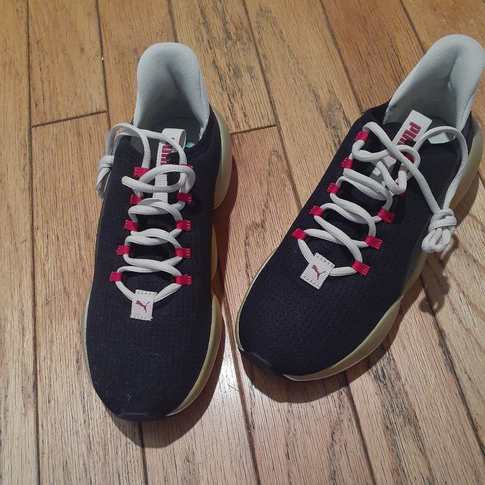 PUMA runners.  They need YOU!!!(NWOT)